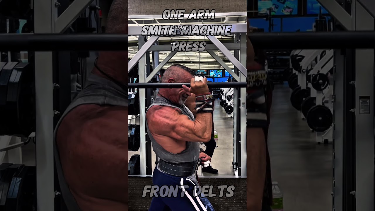 SMITH MACHINE ONE ARM PRESS FOR FRONT DELTS #workout #motivation #muscle #workouttips #exercise
