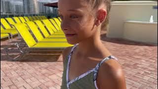 Tropical Vibes! 🌴 Oranchids 3-Piece Girls Swimsuit – Stylish, Comfy & Quick-Dry!