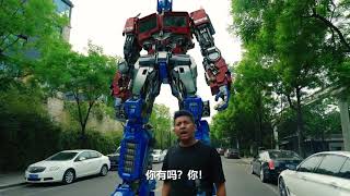 TransformersVS.Transformers!两小伙打造变形金刚终极对决！ screenshot 2