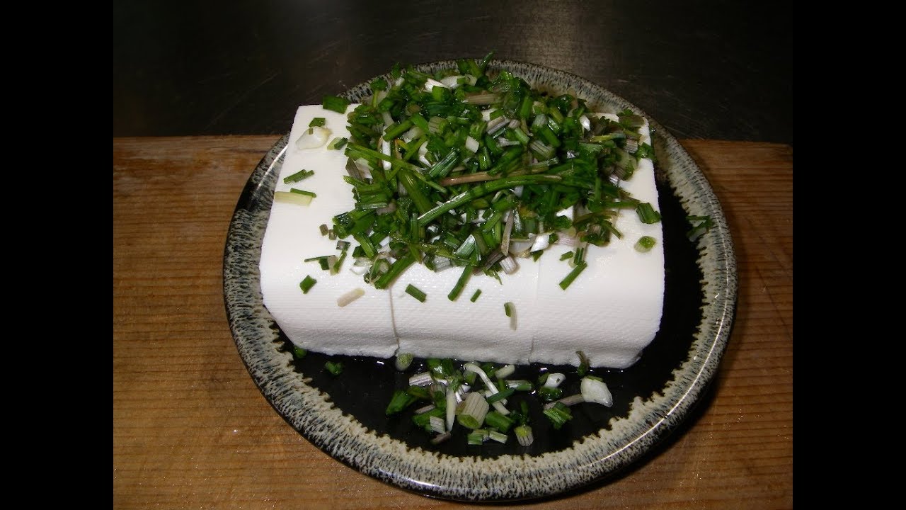 nature kpop Long-Stamen Chives with Tofu and Miso
