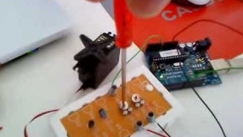 arduino servo "Knob" example