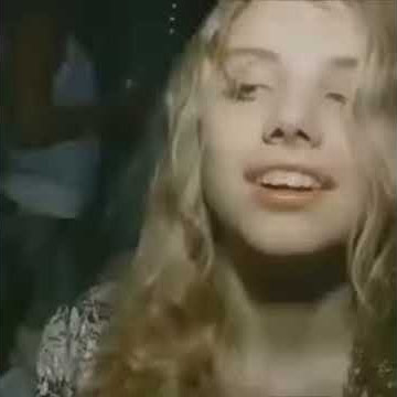 Status wa (happy weekend)