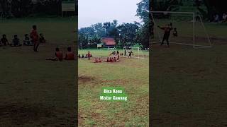 Ditendang Kena Mistar Gawang..., #bermain #sepakbola