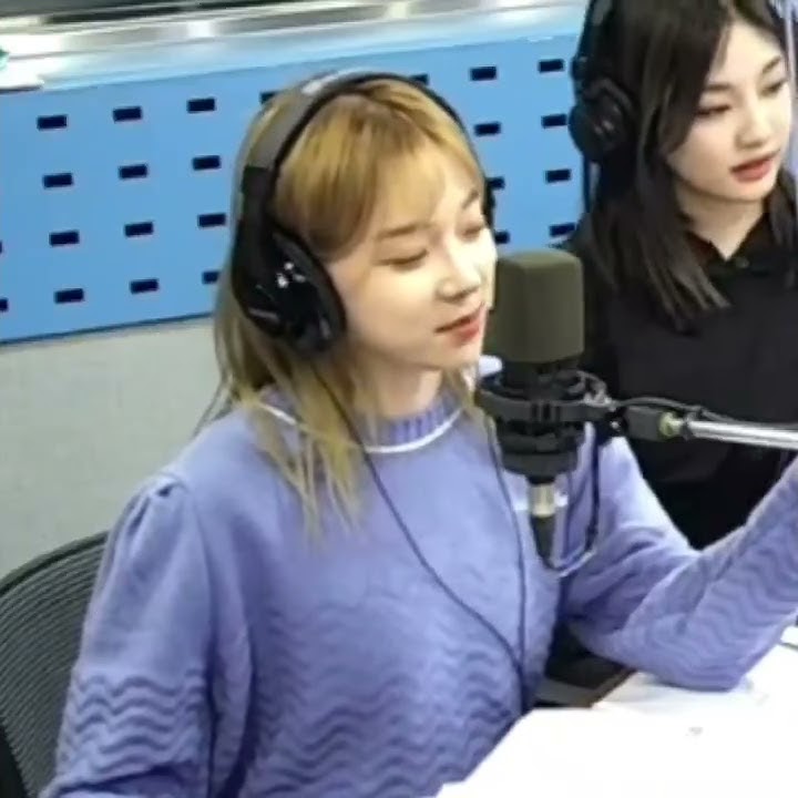 210209 Aespa WINTER singing 'Dream' - EXO Baekhyun & Suzy