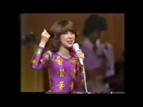 CANDIES 暑中お見舞い申し上げます