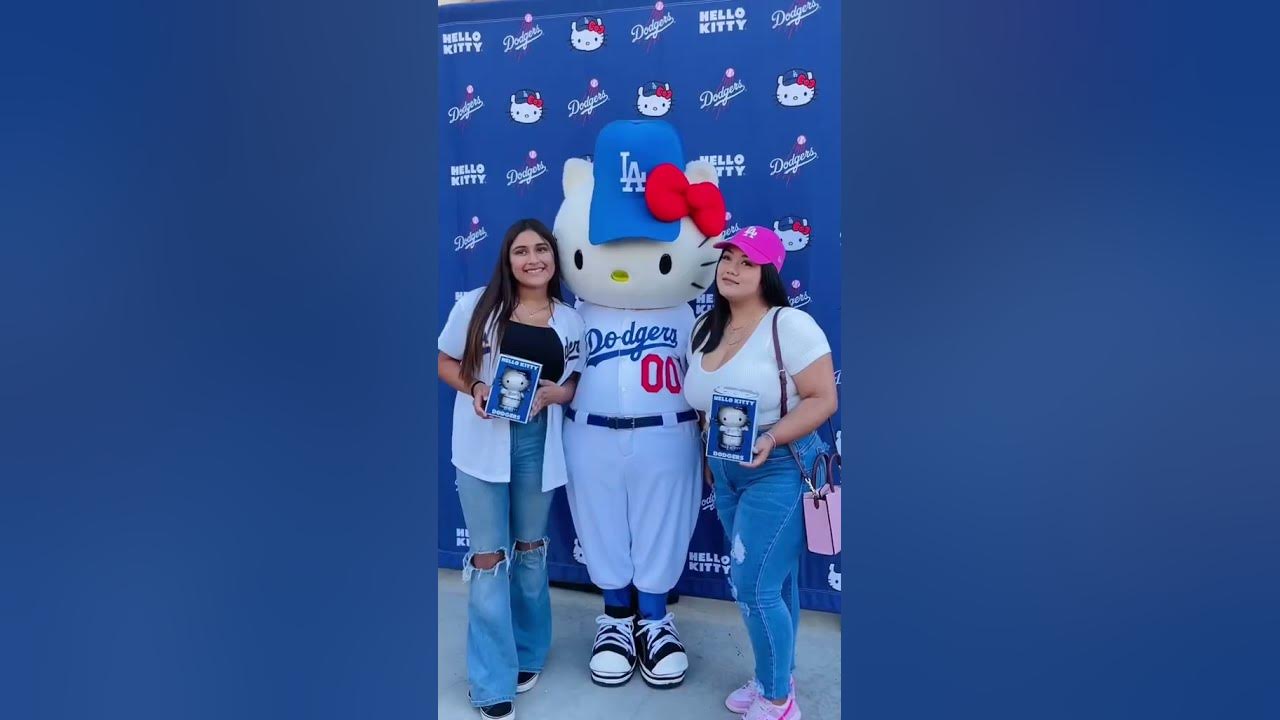 Had a super fun time at #HelloKittyNight at #Dodgers stadium! 💙⚾️ # hellokitty #mlb #baseball 