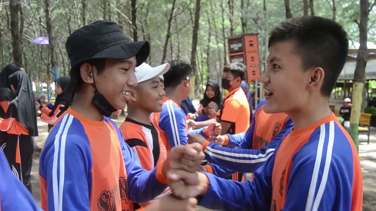 LDKS OUTBOUND TRAINING OSIS SMP N 1 Balen 14 DESMBER 2021