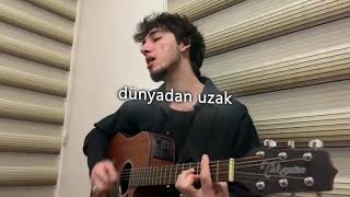 Pinhani  Dünyadan Uzak  Emirhan Çakmak lyrics Resimi