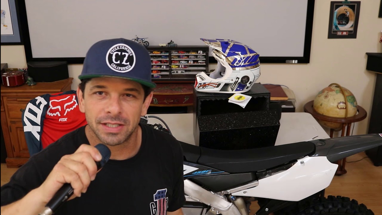 Fox Racing V3 Star Wars R2-D2 Limited 
