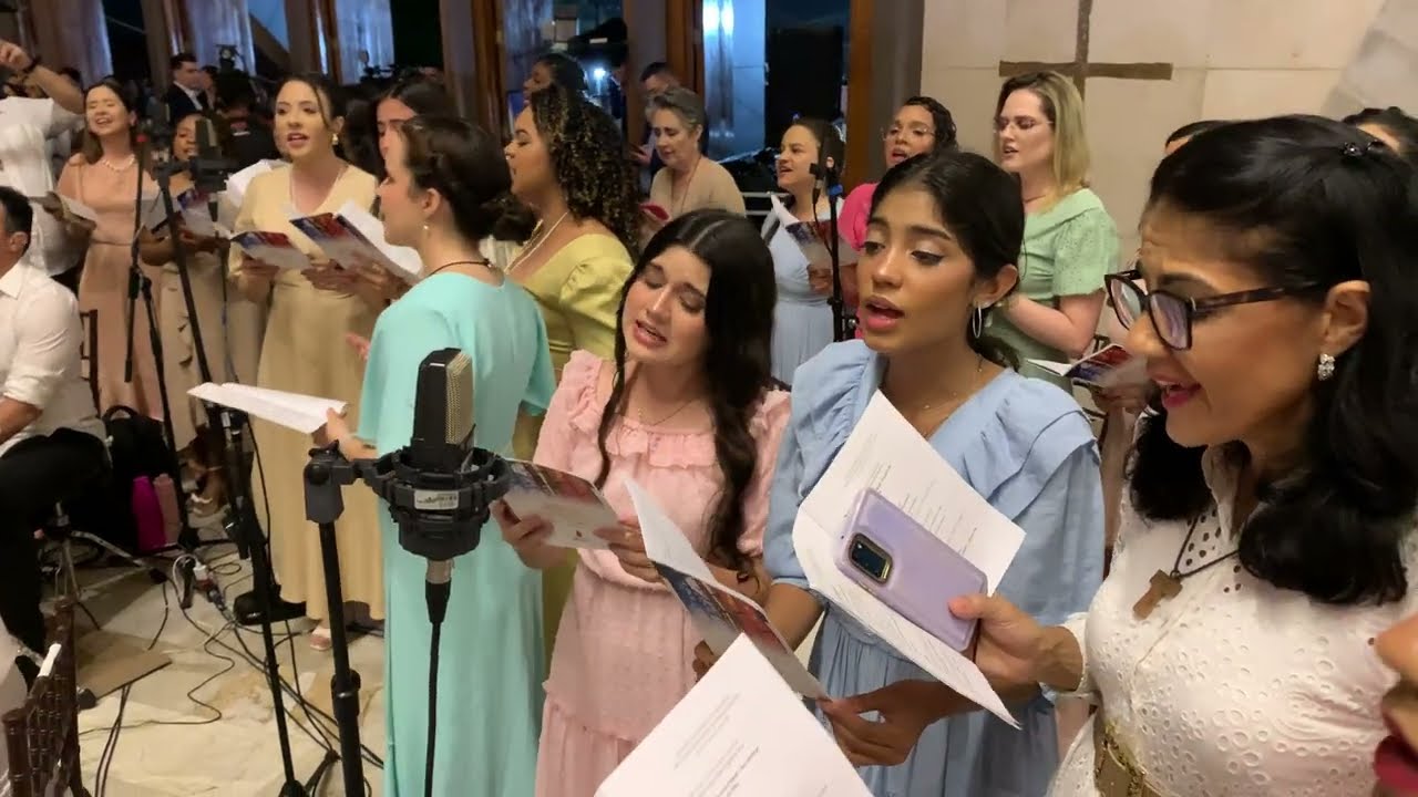 REI DA ETERNA GLÓRIA (Laura Salvador)