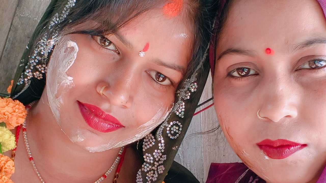 Rajni saroj , vlogs video,  gayak khushbu rani urf monu ki patni monika Menika pratapgarh uttar prad