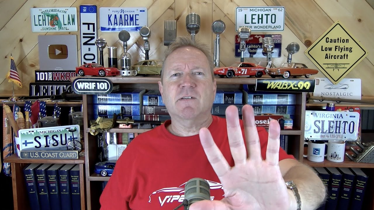 Confused Cop Fired After Idiotic Arrest - Ep. 7.257