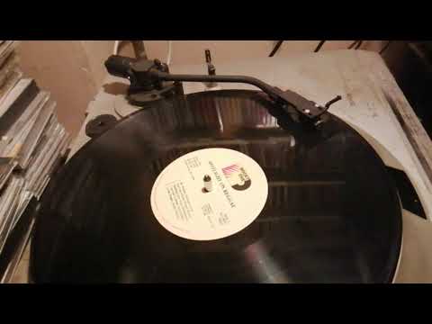 Dennis Brown - How Can I Leave - Reggae