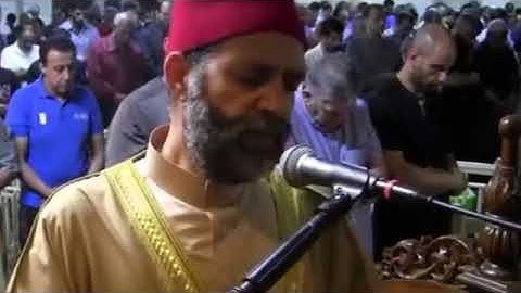 هذا الشيخ فى صوته خشوع وجمال لا يوصف ونبرة لن تجدها عند أي قارئ   ستندم ان لم تسمعه