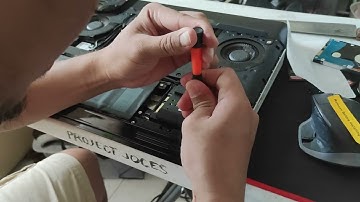 SANDISK SSD PLUS 2TB installation in an ALIENWARE AREA 51M R2