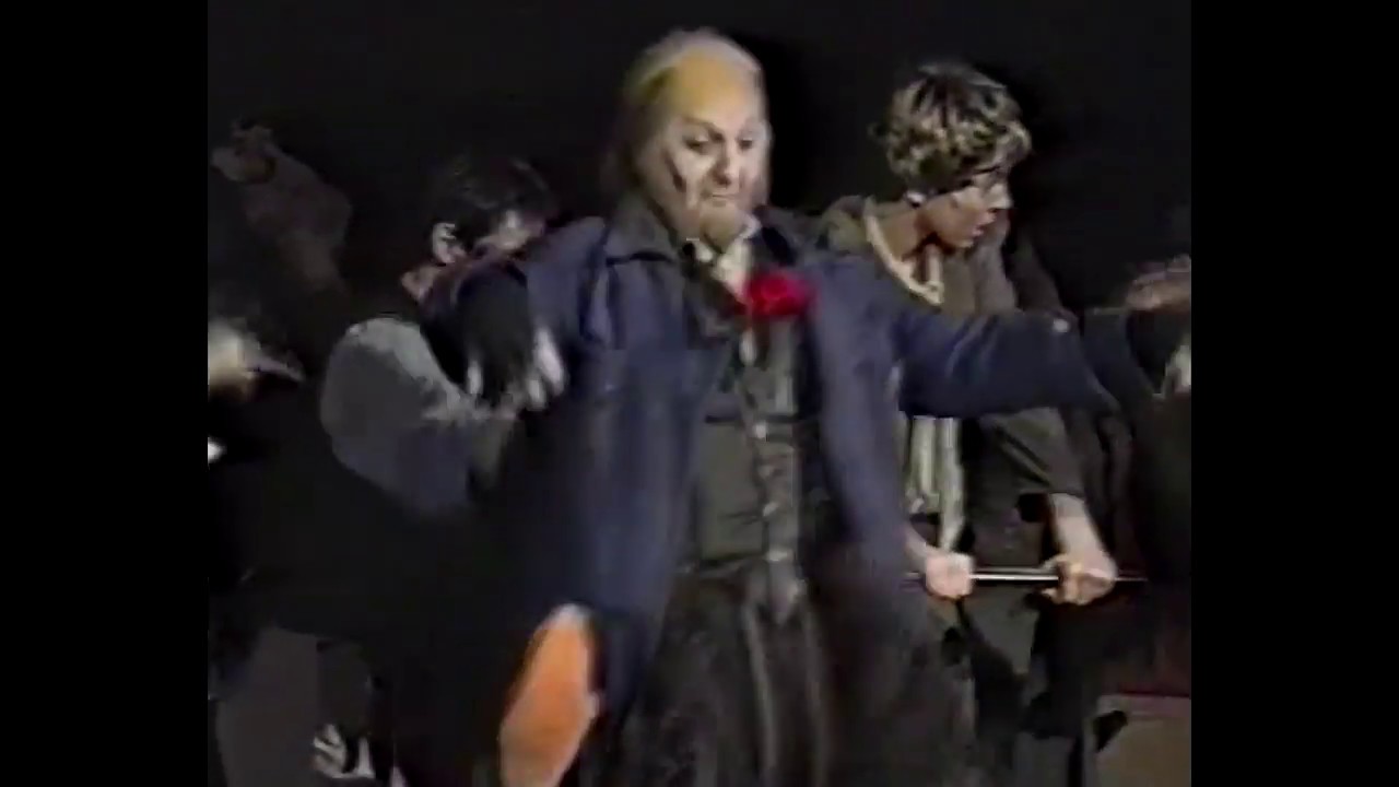 Zsebeld ki a zsebeket jól! - OLIVER! - Szerednyey Béla (Madách Színház)