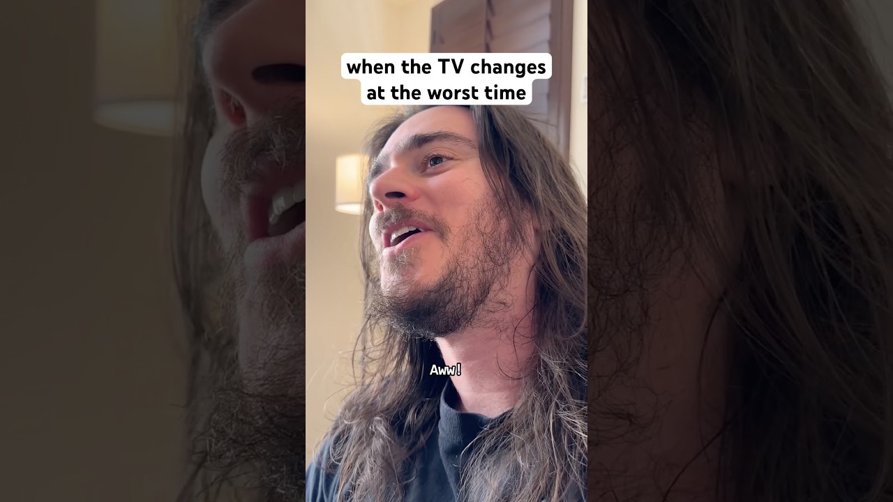 when the TV changes at the worst time #shorts #comedy #funny