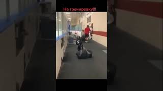 Не Сдаётся Наш Гордый Варяг!😊