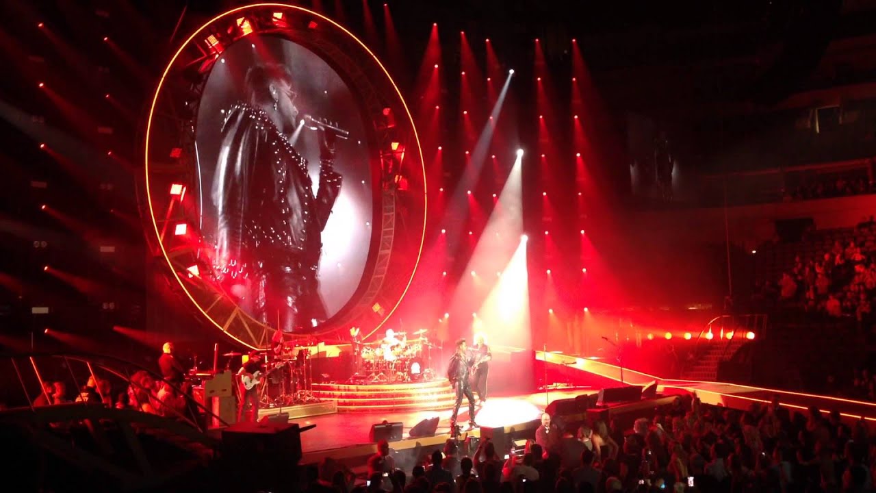 Queen concert... YouTube