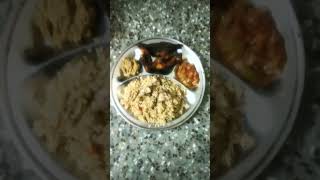 todays simple lunch plate chicken biryani brinjal gravy fish fry pudina chutney
