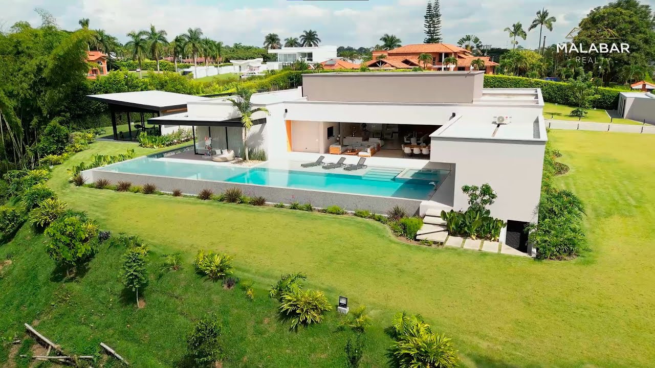 IMPONENTE MANSIÓN EN MALABAR PEREIRA - PIXEL AGENCIA