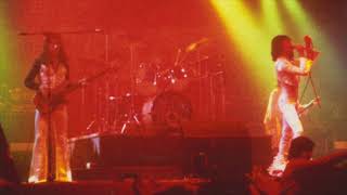 Queen- Live in Dundee, 12/13/1975