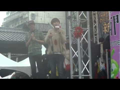 周杰倫十二新作台北簽唱會演唱