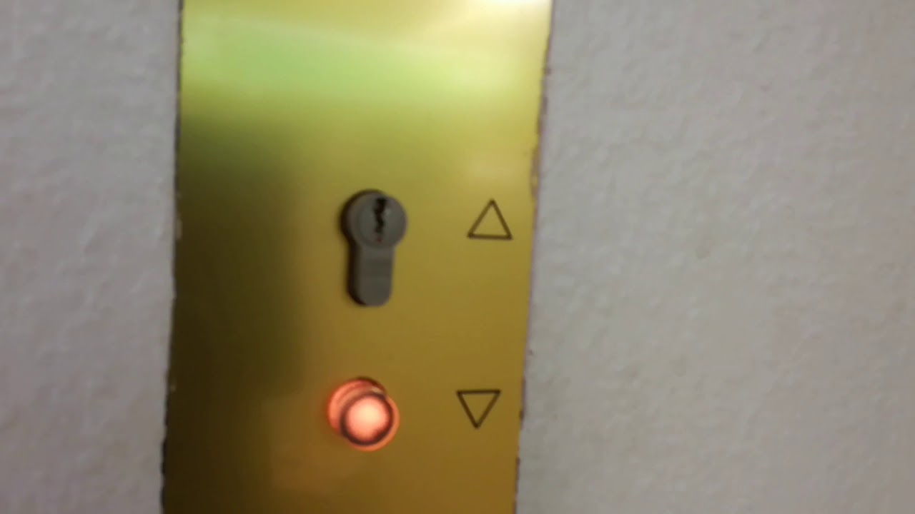 Stahl Mod Thyssen Aufzug Bei Galeria Kaufhof In Kleve Youtube