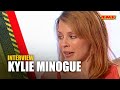 Capture de la vidéo Kylie Minogue: 'A Guy Ran Up My Stage While Performing' | Interview | Tmf