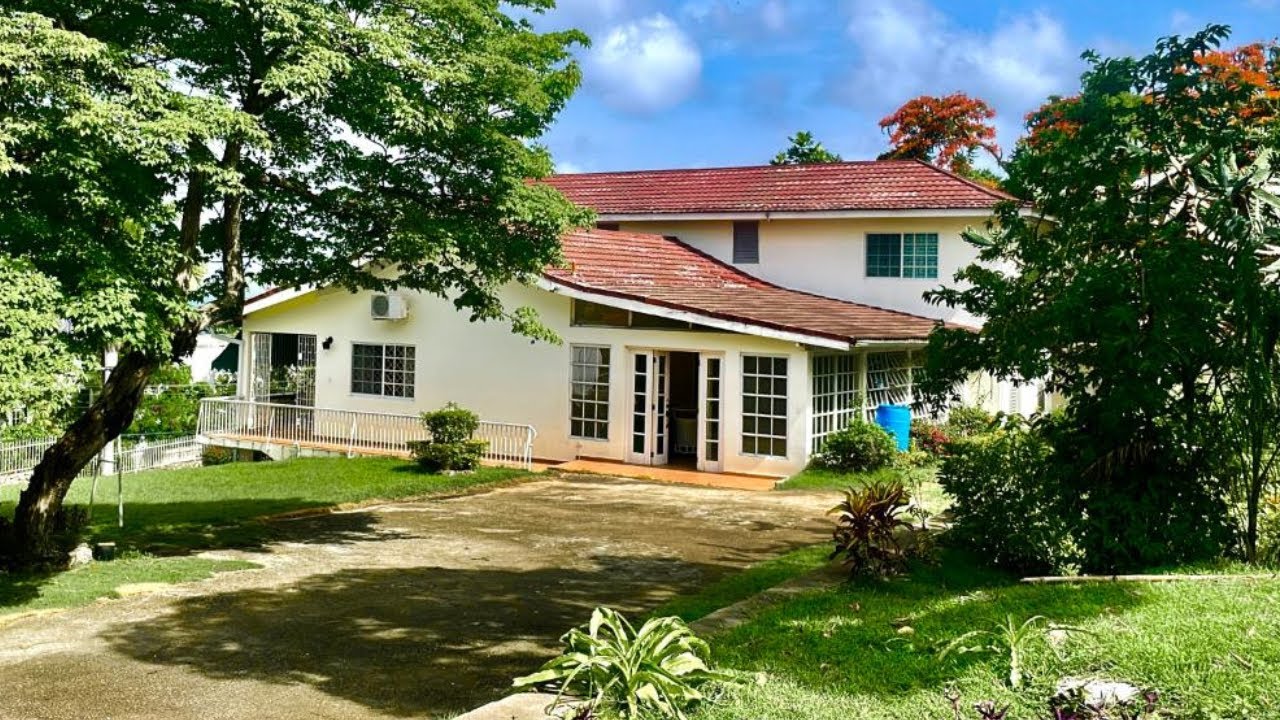 Ocean View 6 Bedroom 7 Bathroom House For Sale on Corniche Road