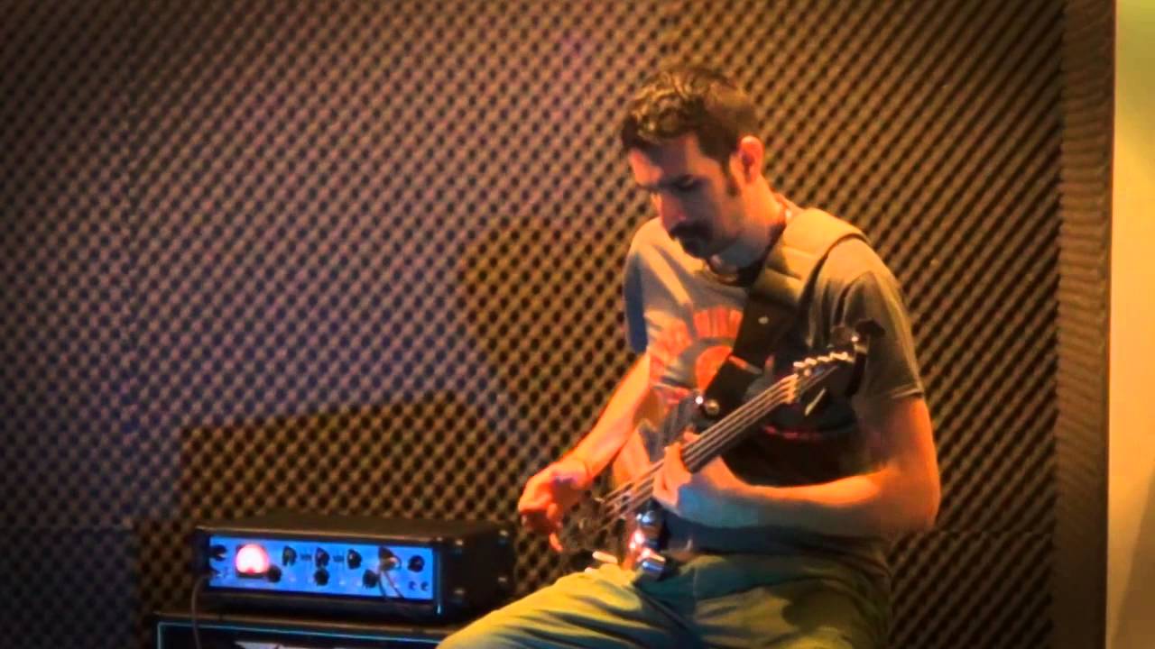 Glide :: Luca Silvestri :: Bass Player :: Video Promo