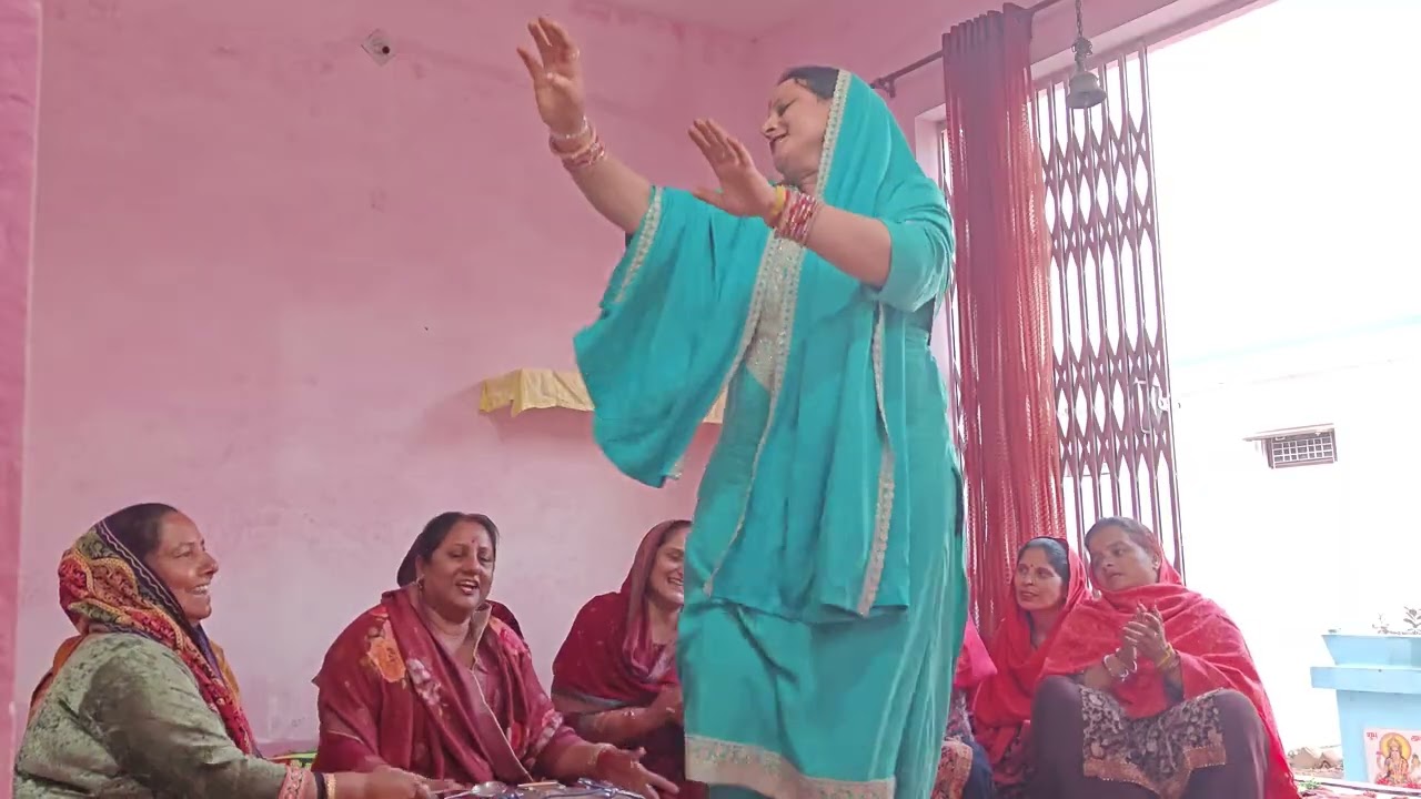 नचना नचना नचना आज भोले दे  बया  बीच आके