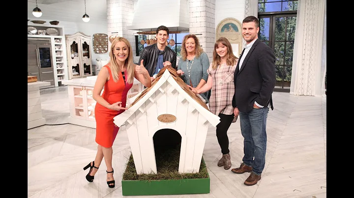 Dog House Surprise for Kellie! - Pickler & Ben