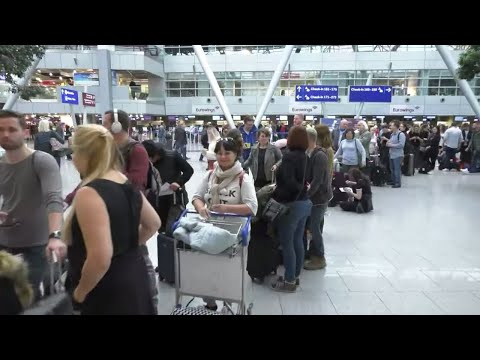 100 FLUGAUSFÄLLE: Ausgeweitete