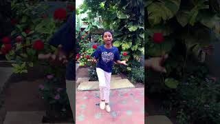 Vazhithunaiye Dance By Nivisha