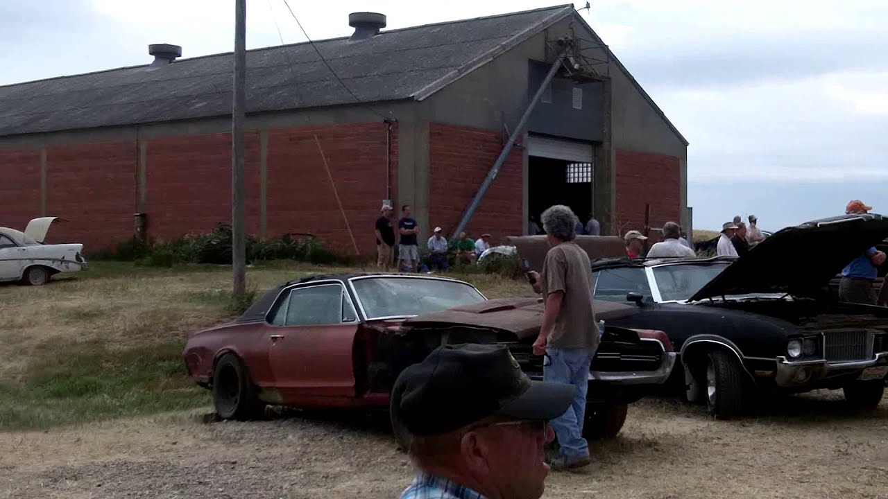 Auction at Hastings, Nebraska - YouTube