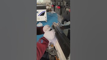 Nice little press brake /bending machine #machine #cnc #bendingmachine#pressbrake #factory