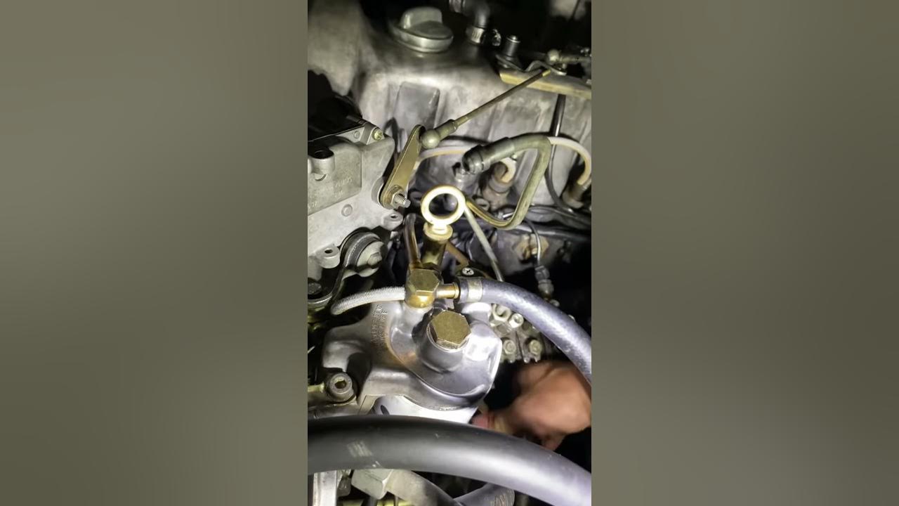 Om617 injection timing setting - YouTube