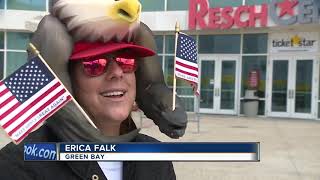 Trump supporters getting ready for Green Bay rally