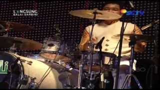 WALI BAND Live At Infotaiment Awards (01-02-2013) Courtesy SCTV