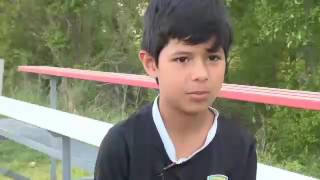 Girl, 8, looks like a boy, soccer team disqualified