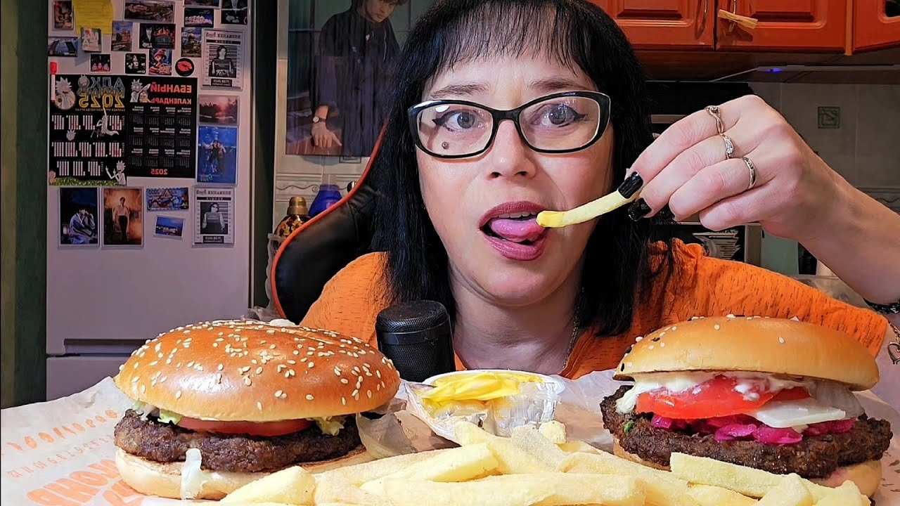 Мукбанг | Бургер Кинг.  Ангус Пармеджано,Воппер Ангус Сырный ,Картошка фри сырная | Обжор Асмр 