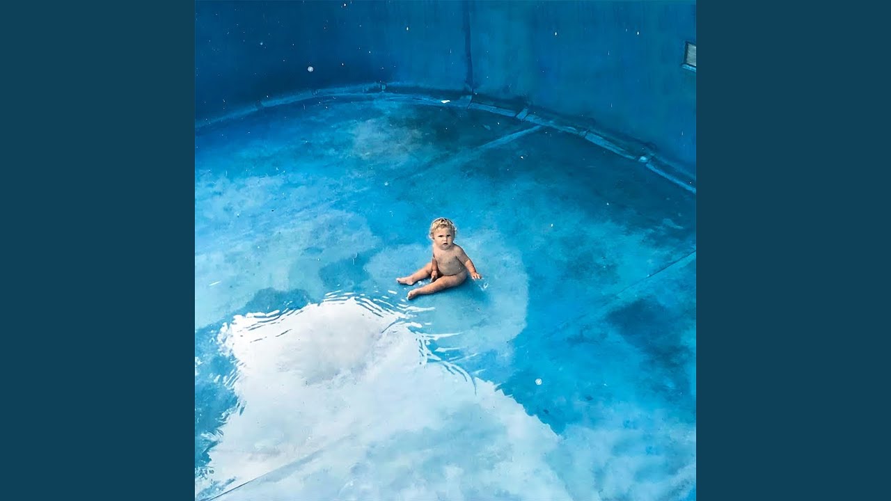 Mira A.D.W. en YouTube Mira A.D.W. en YouTube