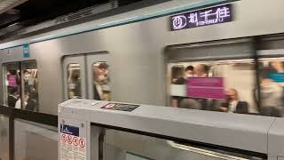 東京メトロ日比谷線13000系東銀座駅