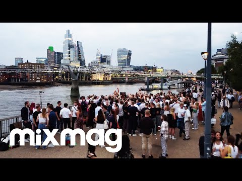 JOY ANONYMOUS live from the tides, Southbank, London