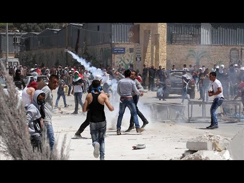 გილბოას ციხიდან გაქცეულების მხარდამჭერ აქციაზე სამართალდამცველები დემონსტრანტებს დაუპირისპირდნენ