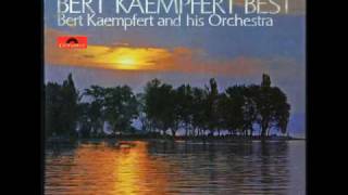 BERT KAEMPFERT - Caravan 　キャラバン chords
