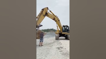 Công trình tiền tỷ (P101) - Giám chắn đường máy xúc à #shorts