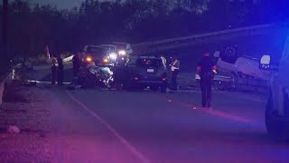 6 hospitalized after multi-vehicle crash in south San Antonio, officials say
