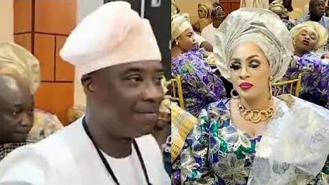 TOO MUCH LOVE AS K1 DE ULTIMATE AND HIS WIFE EMMANUELLA ROPO STORM OTUNBA SESAN FATHER'S ẞURIAL IN